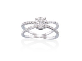 Anillo  en Oro 18Kt. y diamantes