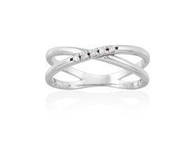 Anillo  en Oro 18Kt. y diamantes