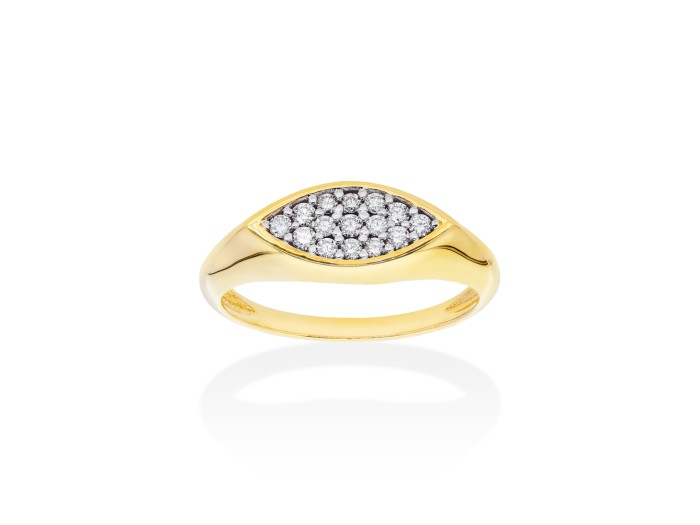 Ring   in 18kt yellow Gold and diamonds