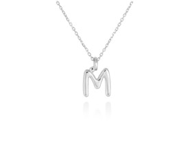 Colgante letra M en oro amarillo 18kt