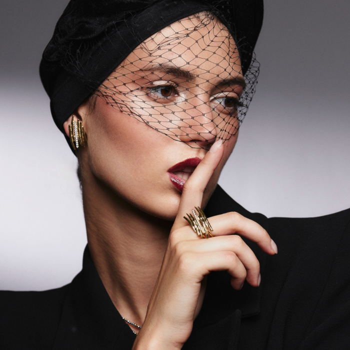 Earrings Line piedras  in golden silver