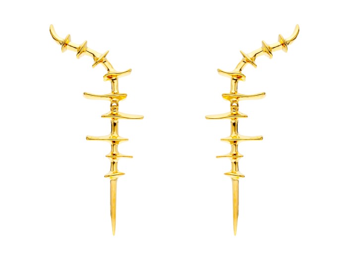 Pendientes de plata trepador largo con pinchos