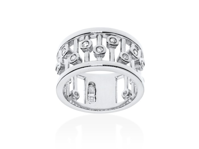 Anillo de plata ancho y circonita blanca
