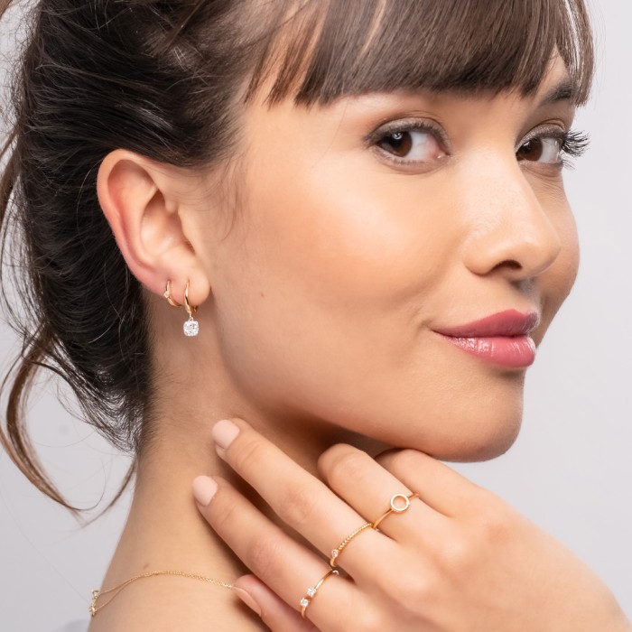 Piercing de Oro 18Kt aro pequeño con diamantes