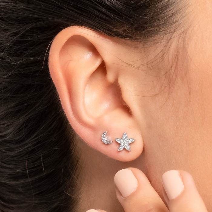 Piercing de Oro 18Kt con luna de diamantes