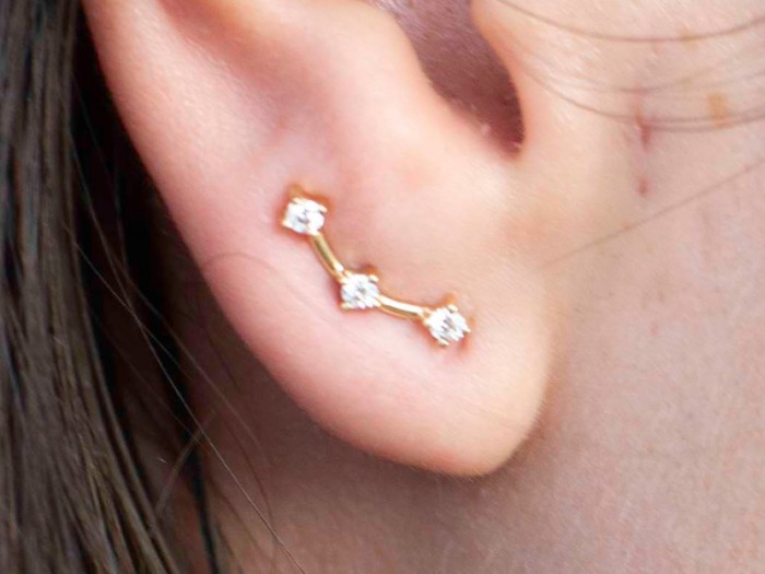 Piercing de Oro 18Kt trepador con diamantes