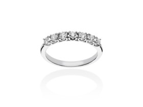 Ring   in 18kt white Gold and diamonds