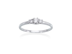 Anillo  en Oro 18Kt. y diamantes