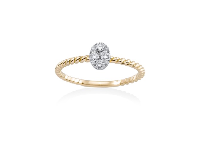 Anillo  en Oro 18Kt. y diamantes