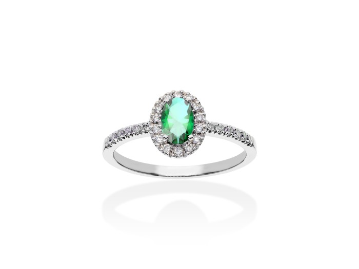 Ring   in 18kt Weißgold und Diamanten